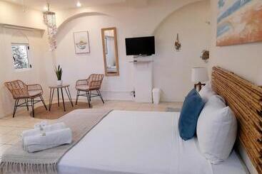Zulu Surf Hotel Tamarindo
