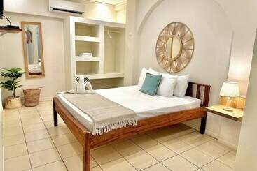 Zulu Surf Hotel Tamarindo