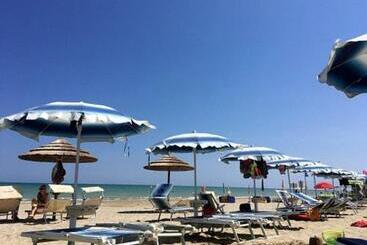 Nuovo Hotel Settibi 20m Dalla Spiaggia