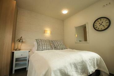 تختخواب و صبحانه Cave Apartment