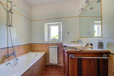 Bed and Breakfast Les Chambres Du Perussier