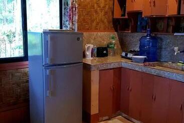تختخواب و صبحانه Paco S Garden Home Stay