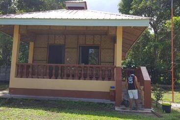 تختخواب و صبحانه Paco S Garden Home Stay