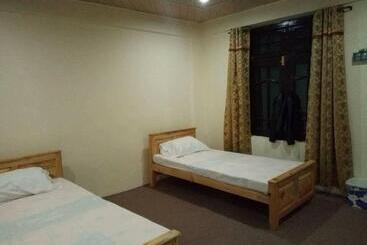 Hotel Astore Inn
