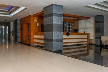 Mox Hotel Wellness & Spa