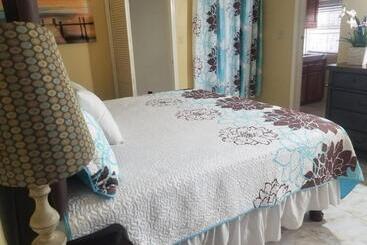 پانسیون Dela De Rose Guest House Negril Jamaica