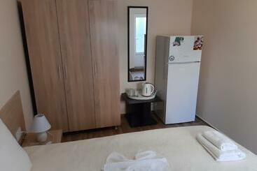 پانسیون Guest Rooms Deva