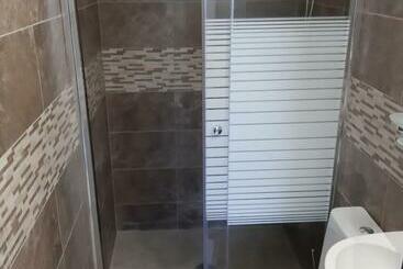 پانسیون Guest Rooms Deva