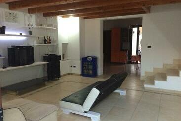 פנסיון La Curte Te Lu Pippi