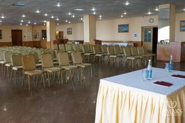 Amaks Hotel Rossia