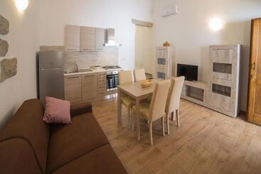 تختخواب و صبحانه Olbia Domus Inn