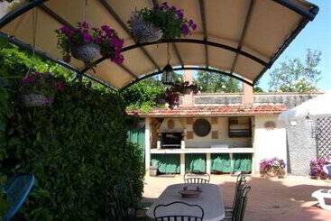 Domus Volumnia Country House