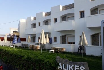 Elounda Alikes Suites & Studios