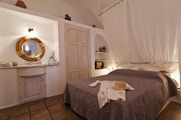 Afroessa Hotel By Pearl Hotel Collection