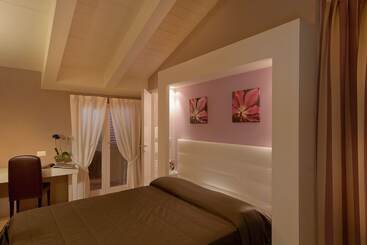 هتل Arnolfo & Aqua Laetitia Spa & Beauty