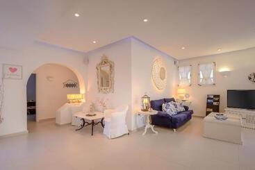 Aspalathras White - Folegandros