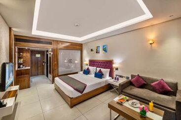 هتل Golden Tulip Candolim, Goa