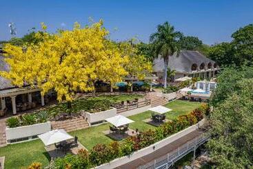 هتل Ilala Lodge