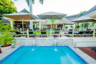 هتل Ilala Lodge