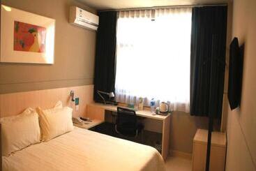هتل Jinjiang Inn Changzhou Global Dinosaur City Olympic Center