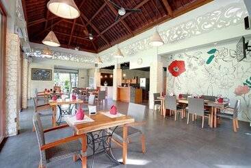 هتل Lumbini Luxury Villas And Spa
