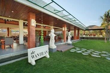 هتل Lumbini Luxury Villas And Spa