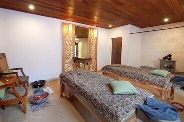 هتل Lumbini Luxury Villas And Spa