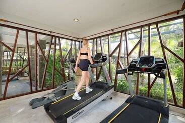 هتل Lumbini Luxury Villas And Spa