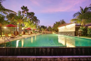 هتل Lumbini Luxury Villas And Spa