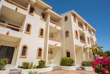 هتل Park Royal Homestay Los Cabos