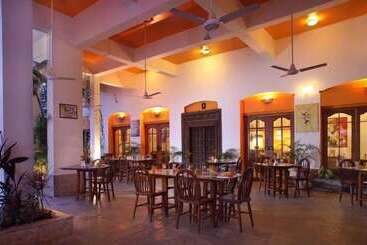 هتل Royal Monterio