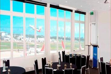 هتل Rydges Sydney Airport