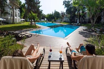 هتل Sherwood Exclusive Kemer Kids Concept