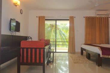 هتل The Tubki Resort