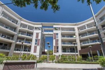 هتل Vacanceole  Residence Le Crystal