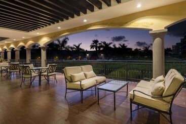 استراحتگاه Grand Residences Riviera Cancun - All Inclusive