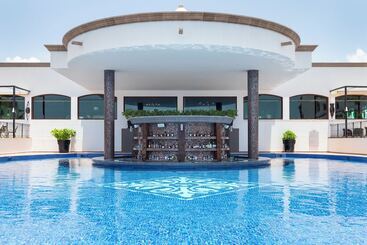 استراحتگاه Grand Residences Riviera Cancun - All Inclusive