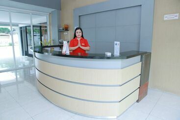 هاستل Grand Wisata Hotel By Oyo Rooms