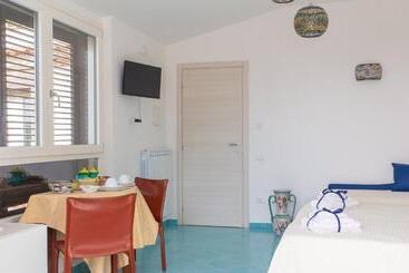 تختخواب و صبحانه Villa Fontana Limite