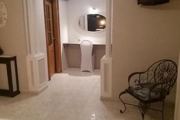 تختخواب و صبحانه Villa Los Angeles Piscine Privée Pour 20 Personnes