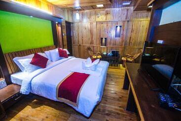 Greenwood Resort