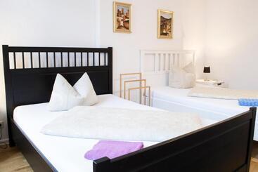Gwuni B&b