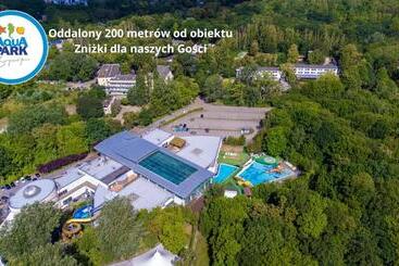 هتل Aqua House