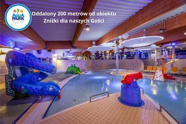 هتل Aqua House