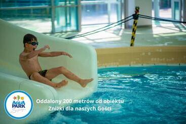 هتل Aqua House
