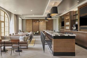 هتل Hyatt House Chicago Medical/university District