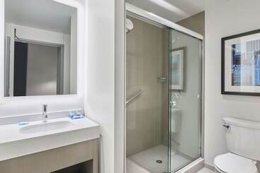 هتل Hyatt House Chicago Medical/university District