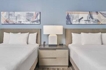 هتل Hyatt House Chicago Medical/university District