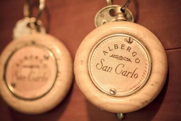 هتل Ristorante San Carlo