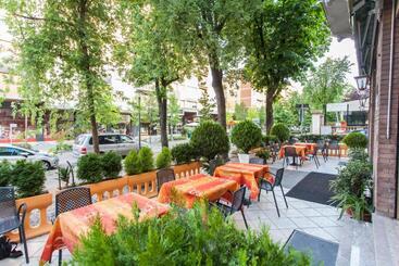 هتل Ristorante San Carlo